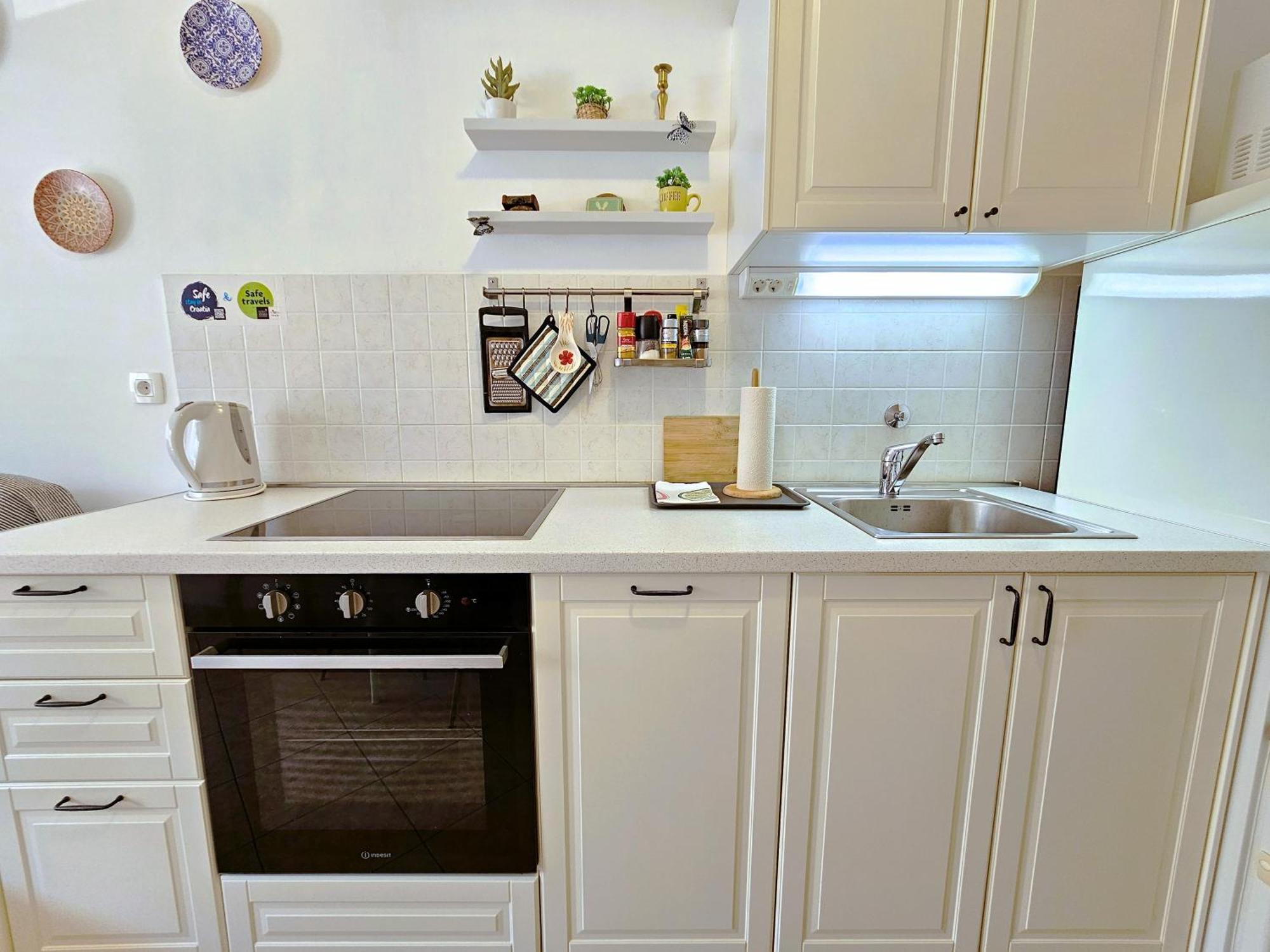 Apartment Romana With A Spacious Terrace سبليت المظهر الخارجي الصورة